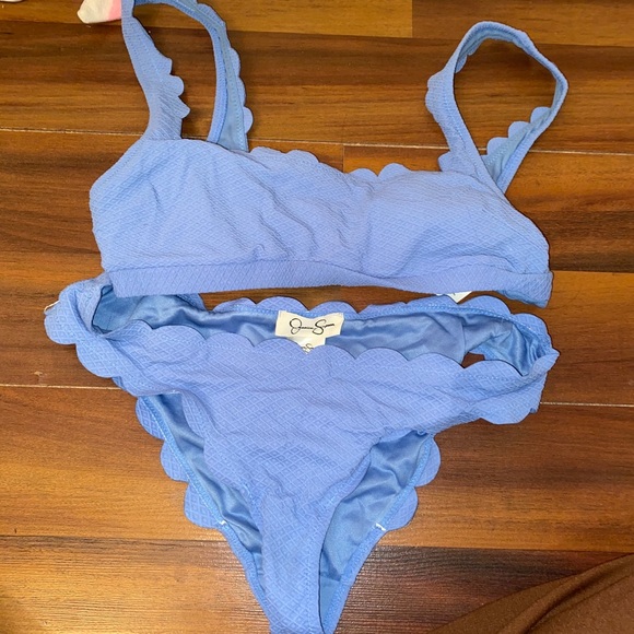 Doesn’t fit me anymore. - Picture 1 of 3